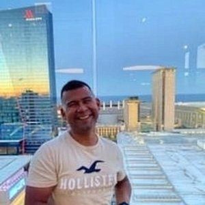 Meet your Posher, Javier